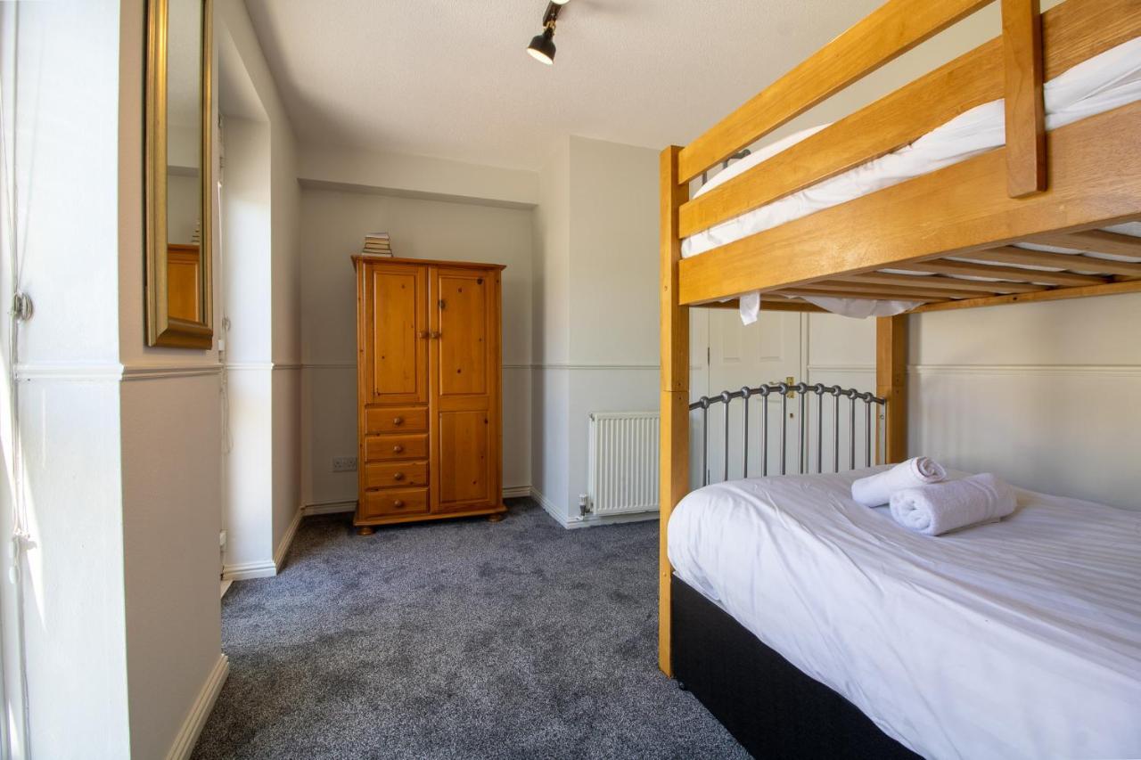 Laurels- 3-Beds, Parking, Short Walk To Beachトーキー エクステリア 写真